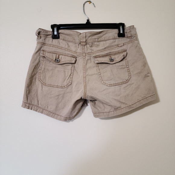 Shorts - Picture 2 of 2